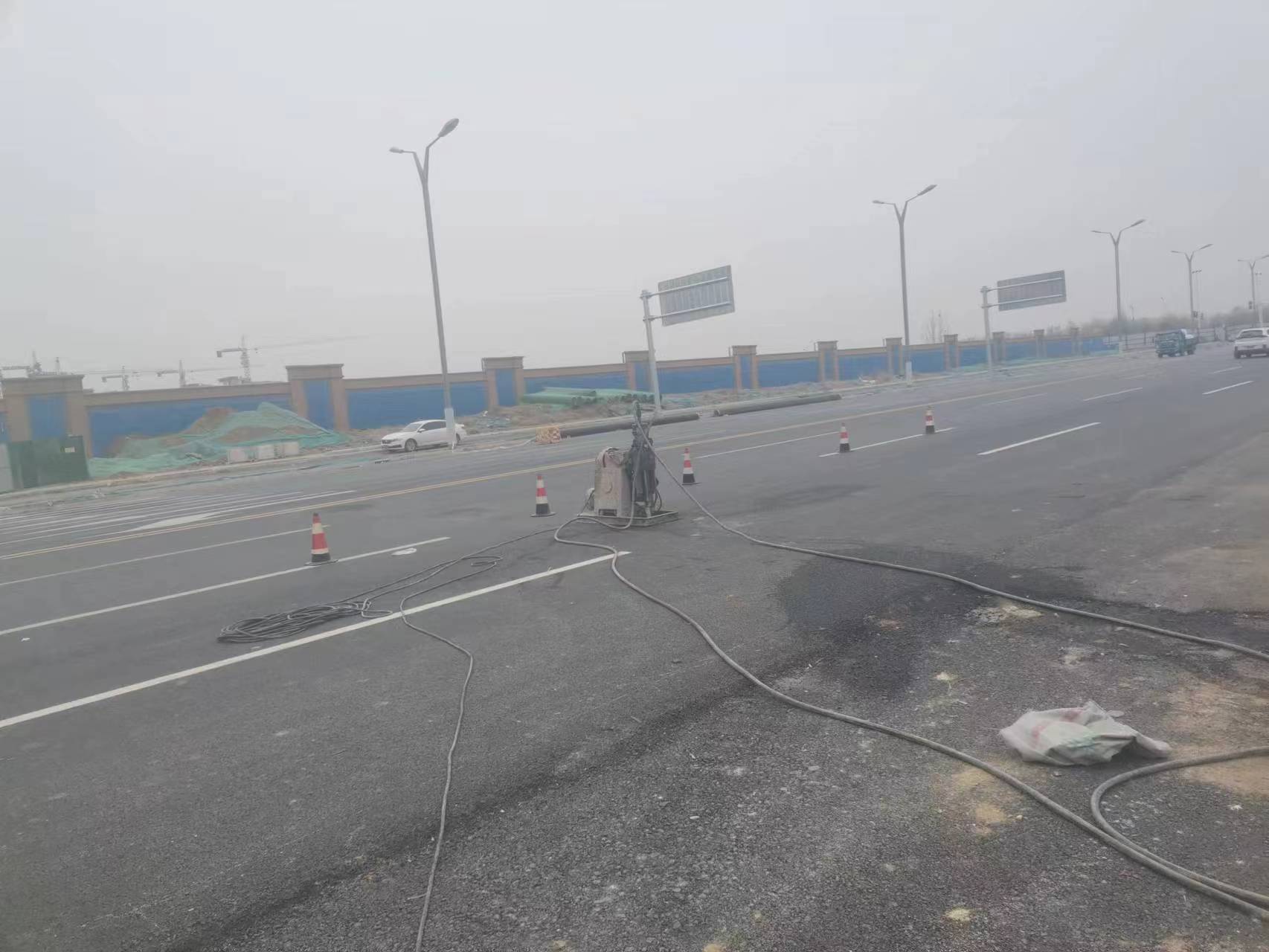 九真镇马路注浆